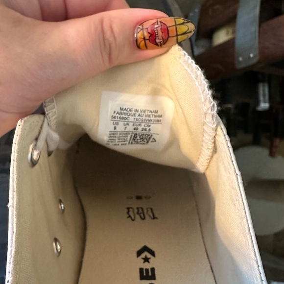 Converse White Low-Top Platform Sneakers Women’s size 9 - Picture 4 of 5